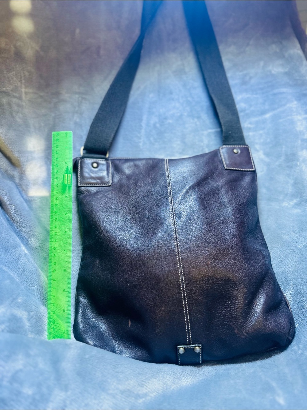 Men's Black Leather Crossbody Messenger Bag with Adjustable Strap
